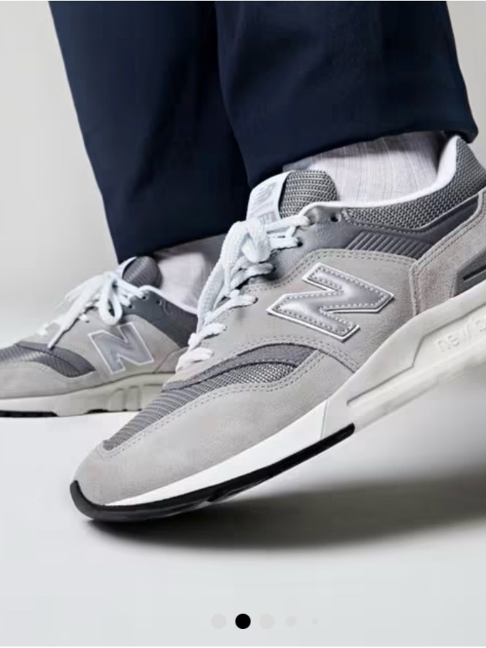 New Balance 997H Men's sneaker size 8.5